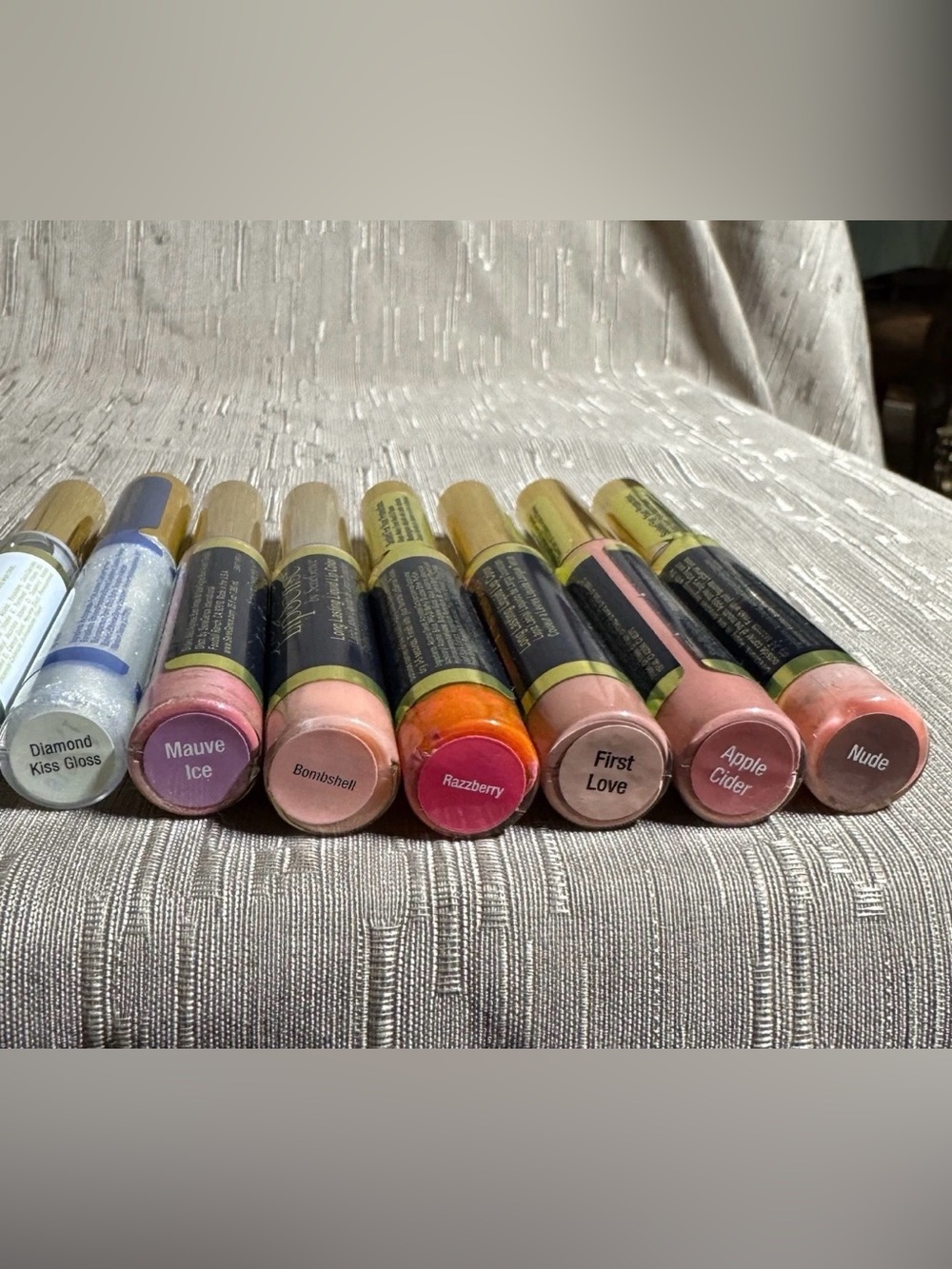 LOT/7 SeneGence Lipsense Lip Color Gloss Lipstick Assorted Shades Full Sz sealed